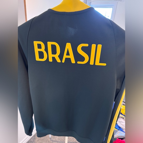 Brazil 2014 World Cup soccer training jacket size small dark green and yellow - Picture 2 of 3